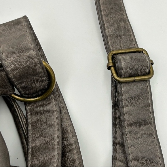 Stone & Co Faux Leather Crossbody Bag Purse Size M Adj Strap Studded Gray‎ Lagom - Picture 7 of 11